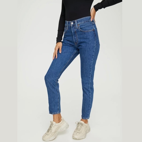 Levi's Denim - Levi’s 501 high-waisted dark-wash jeans. 💙